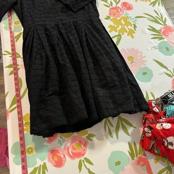 Gap design & crafted size 10 elbow sleeve little black dress with eyelet detail - Picture 5 of 8